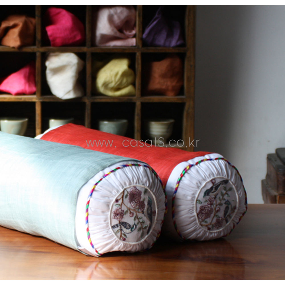 Sarang Round Pillow