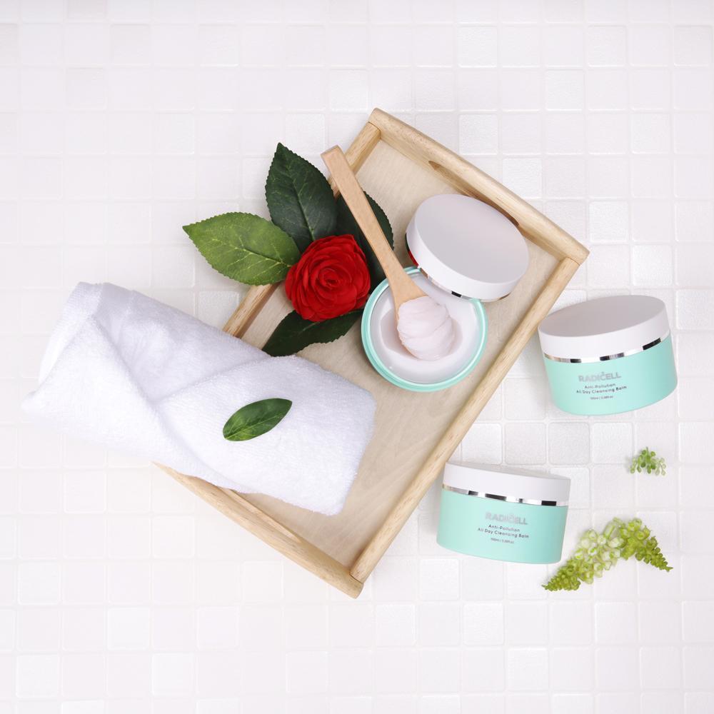Antil-Pollution All Day Cleansing Balm with containing anti-pollution ingredients to block fine dust