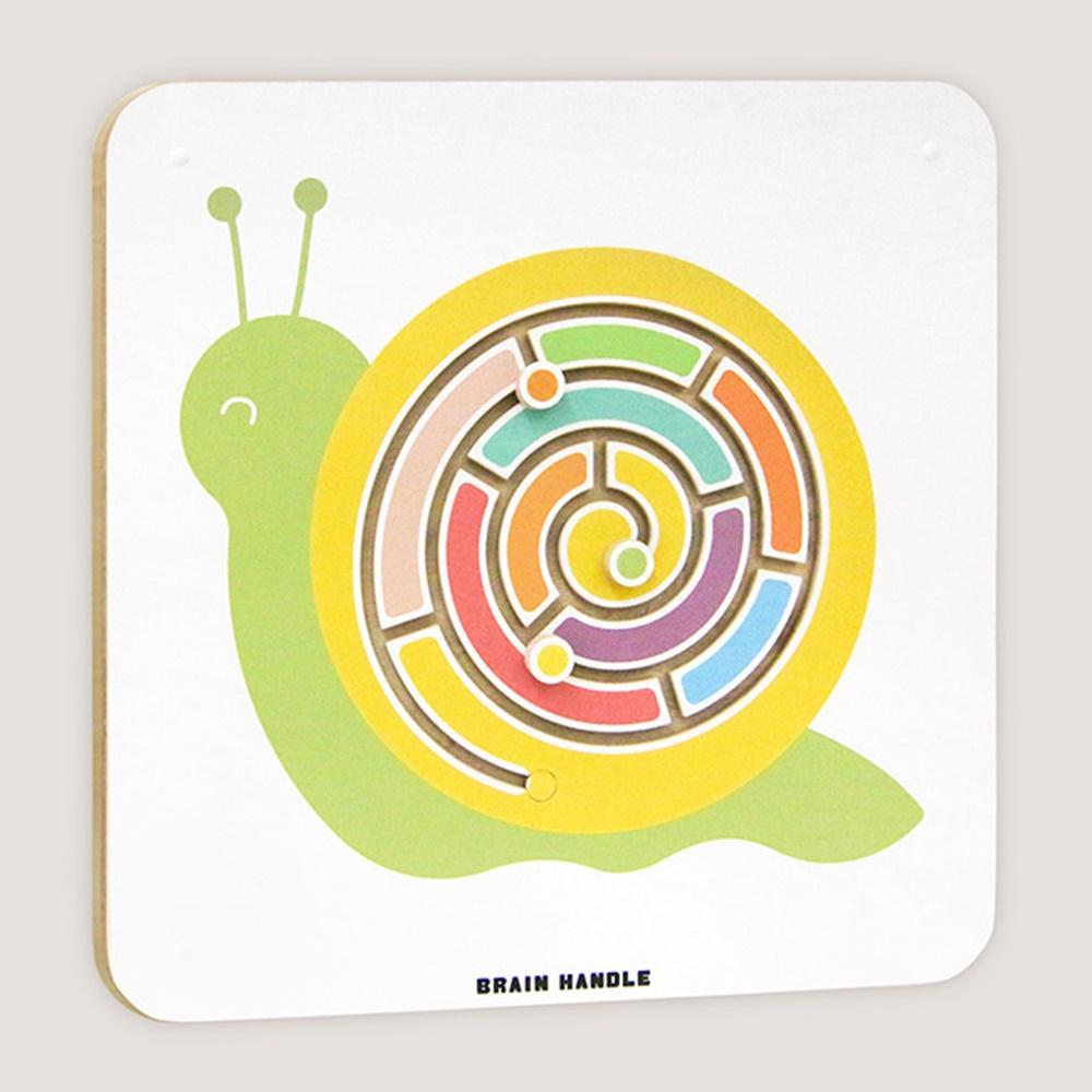 hand drawing snail