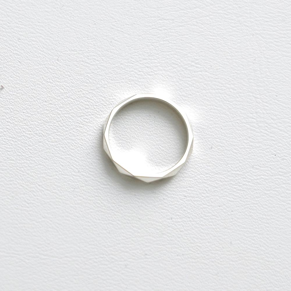 Diamond Pattern Silver Ring