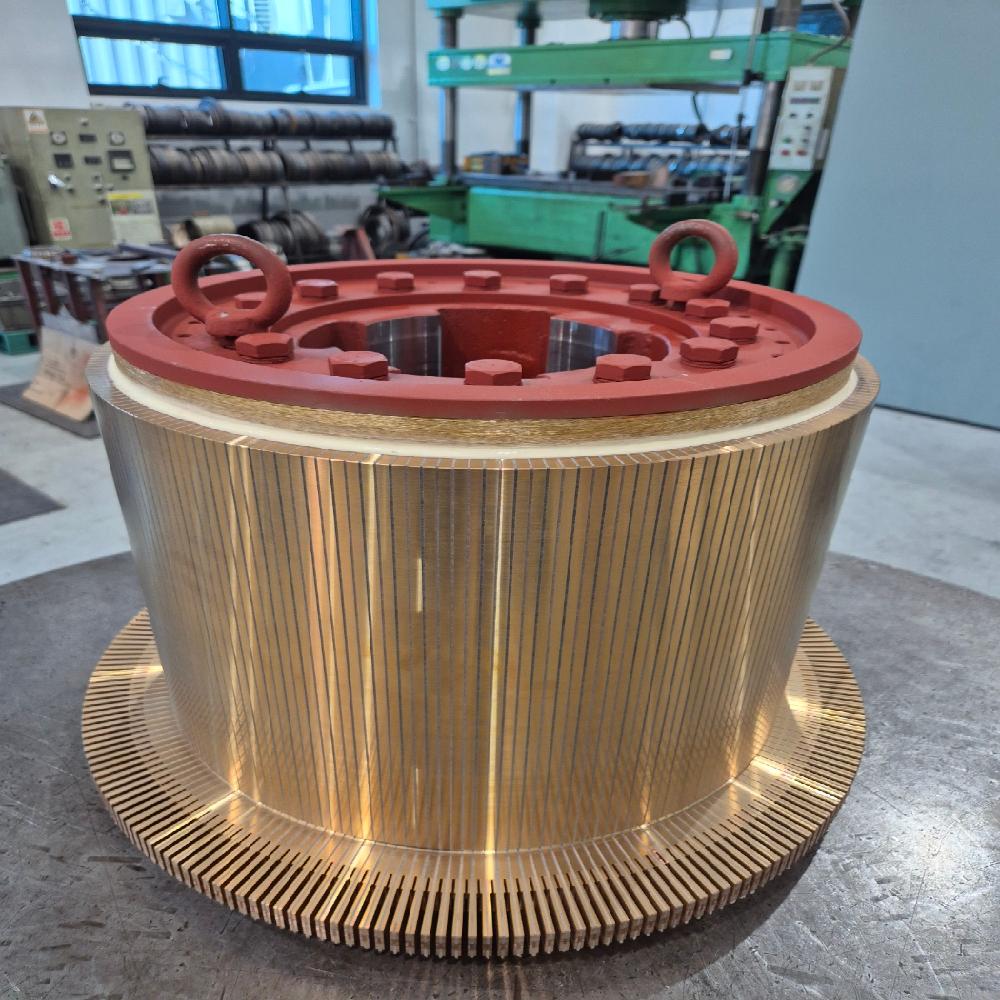 Φ522*Φ416*315L*K225 / 800kw(Extra Large size commutator)