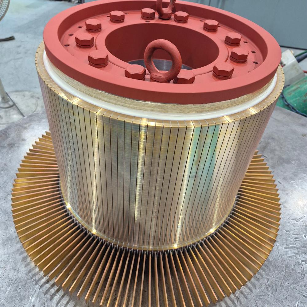 Φ580*Φ384*370*K136 / 300-1,500kW (Medium size commutator)